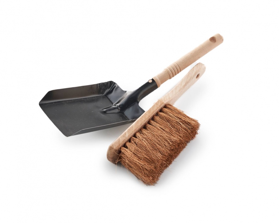 Dustpan & Brush boobalou.co.uk